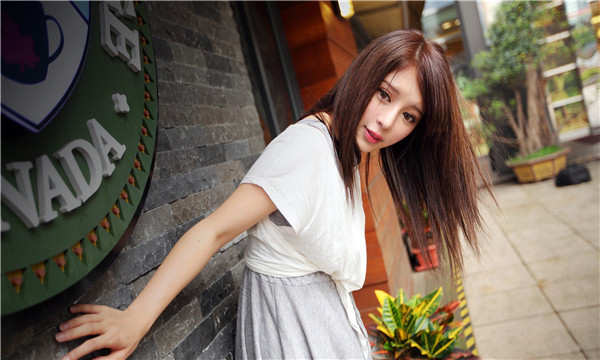 金溪想找一个女性生孩子给报酬-｛找个女人生孩子多少钱｝